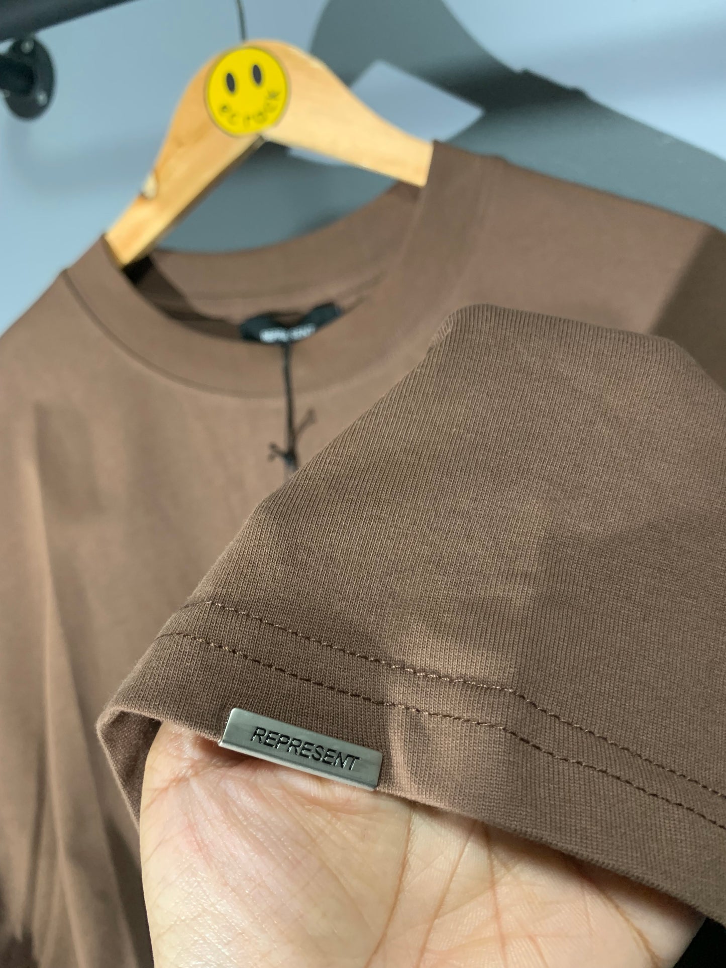 Represent 'Owners Club' Tee (Brown)