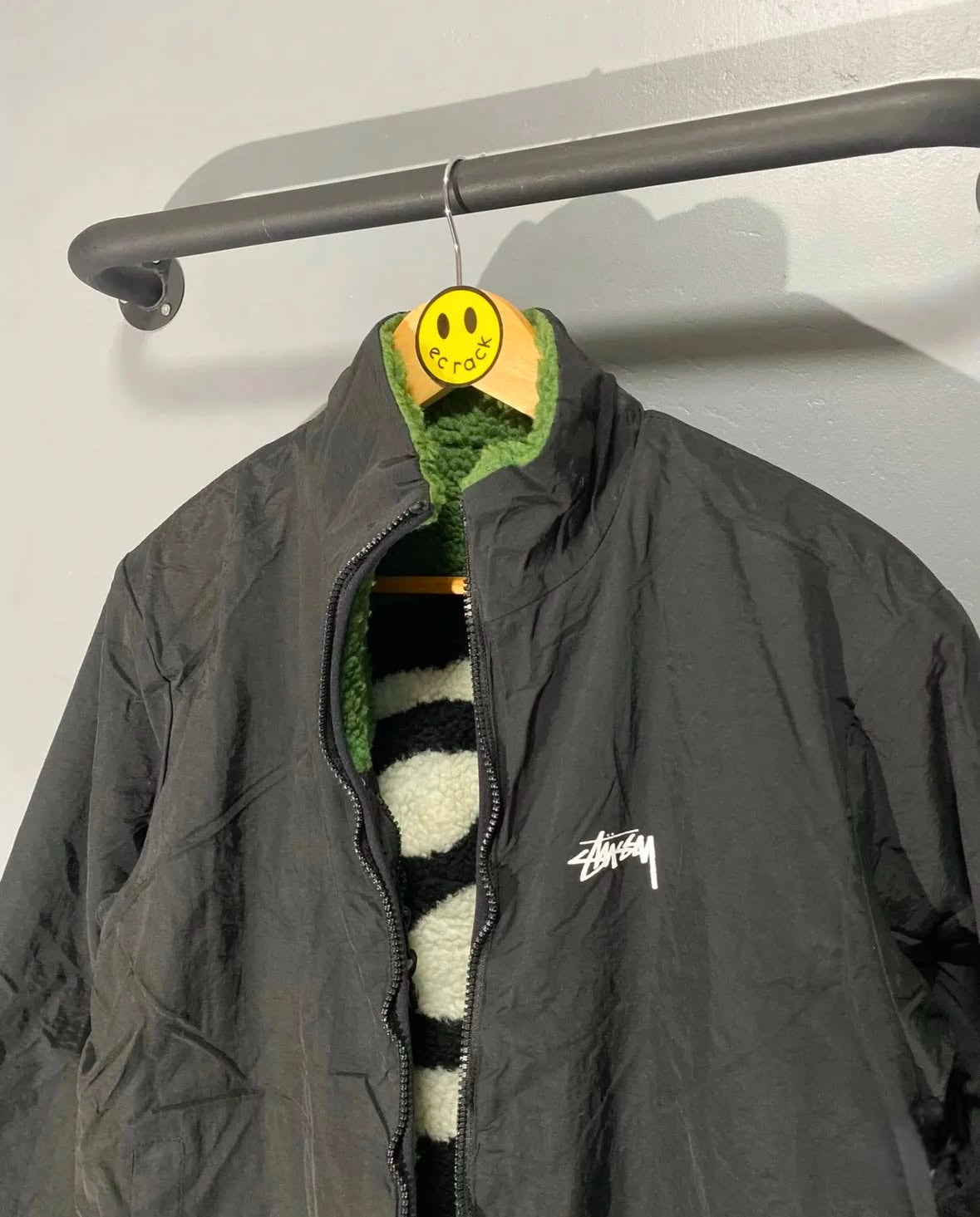 Stussy Sherpa ‘8 Ball’ Reversible Jacket (Green)