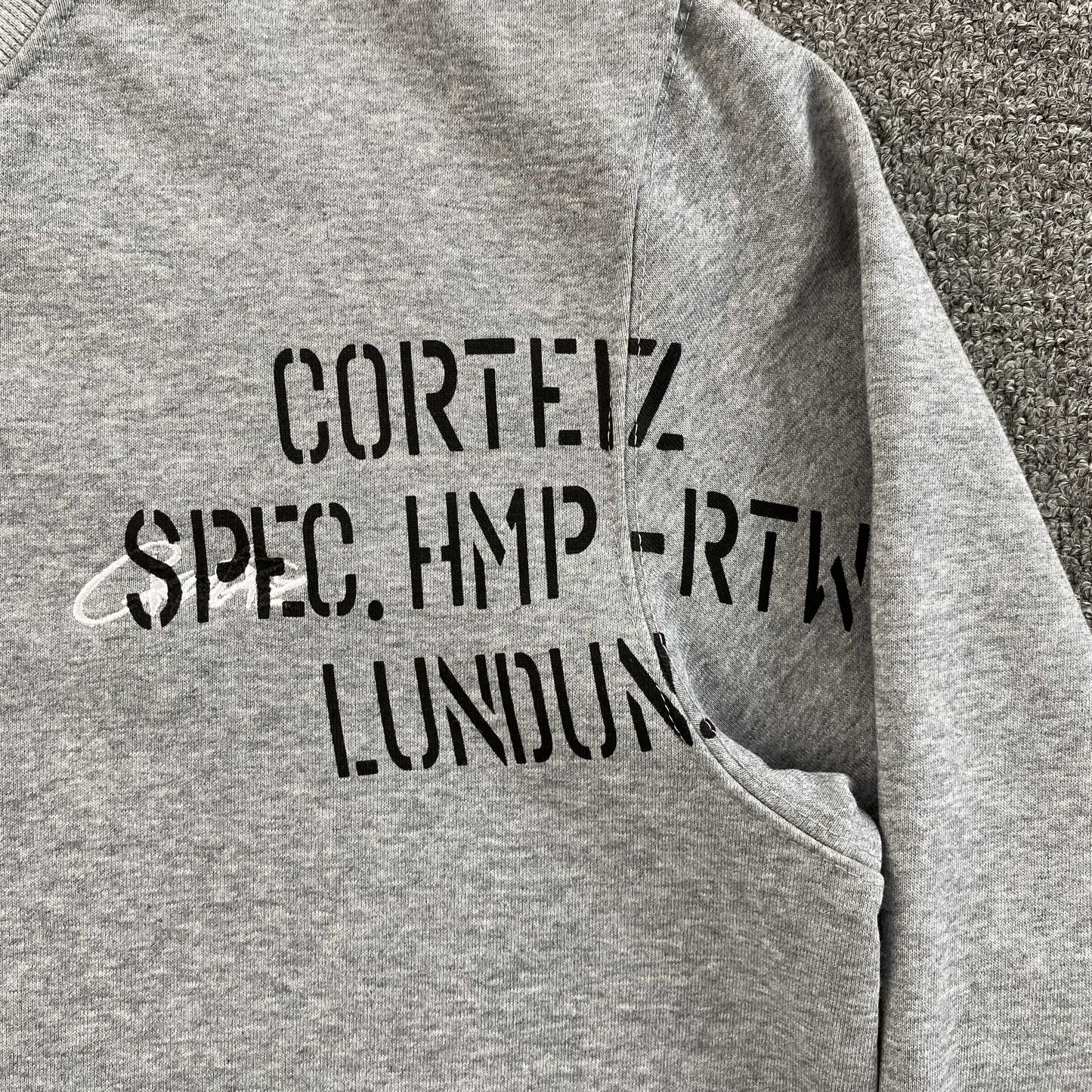 [New] Corteiz RTW Lundun Sweatshirt (Gray)