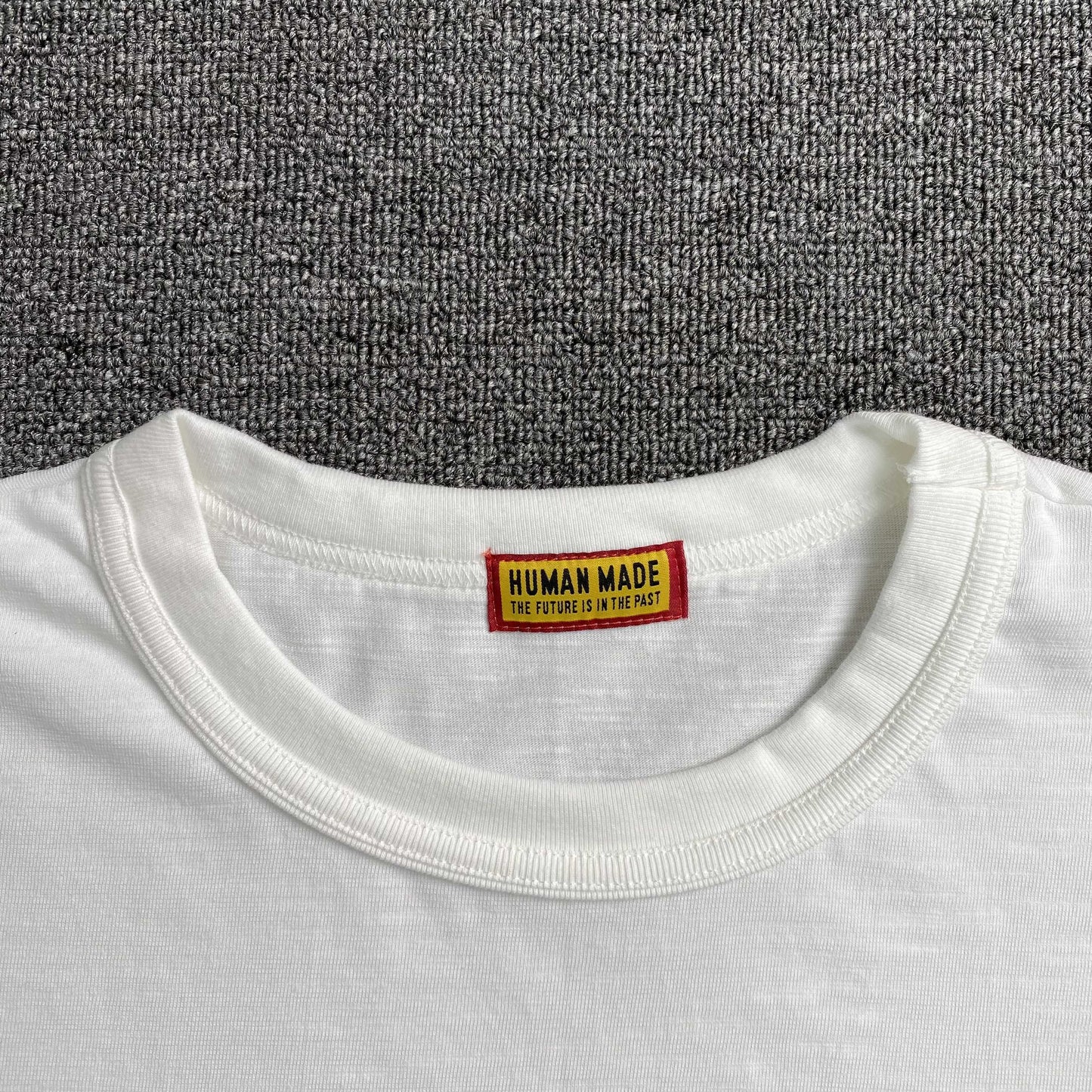 [New] Human Made Graphic Heart Tee