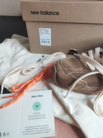 [New] Miumiu x New Balance 530