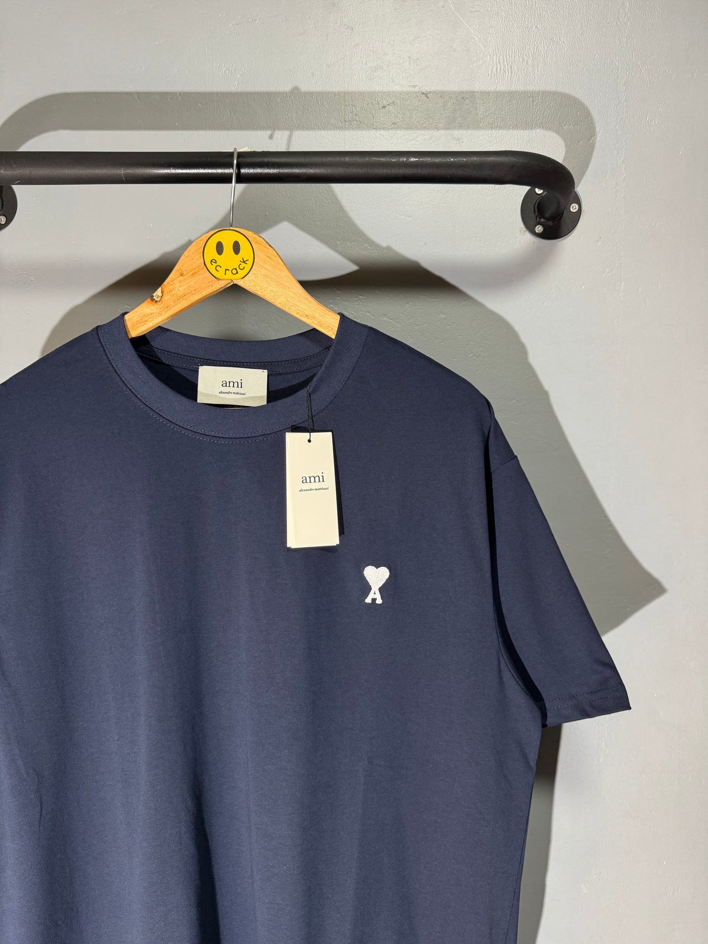 [New] Ami Paris Small Logo Tee (Navy)