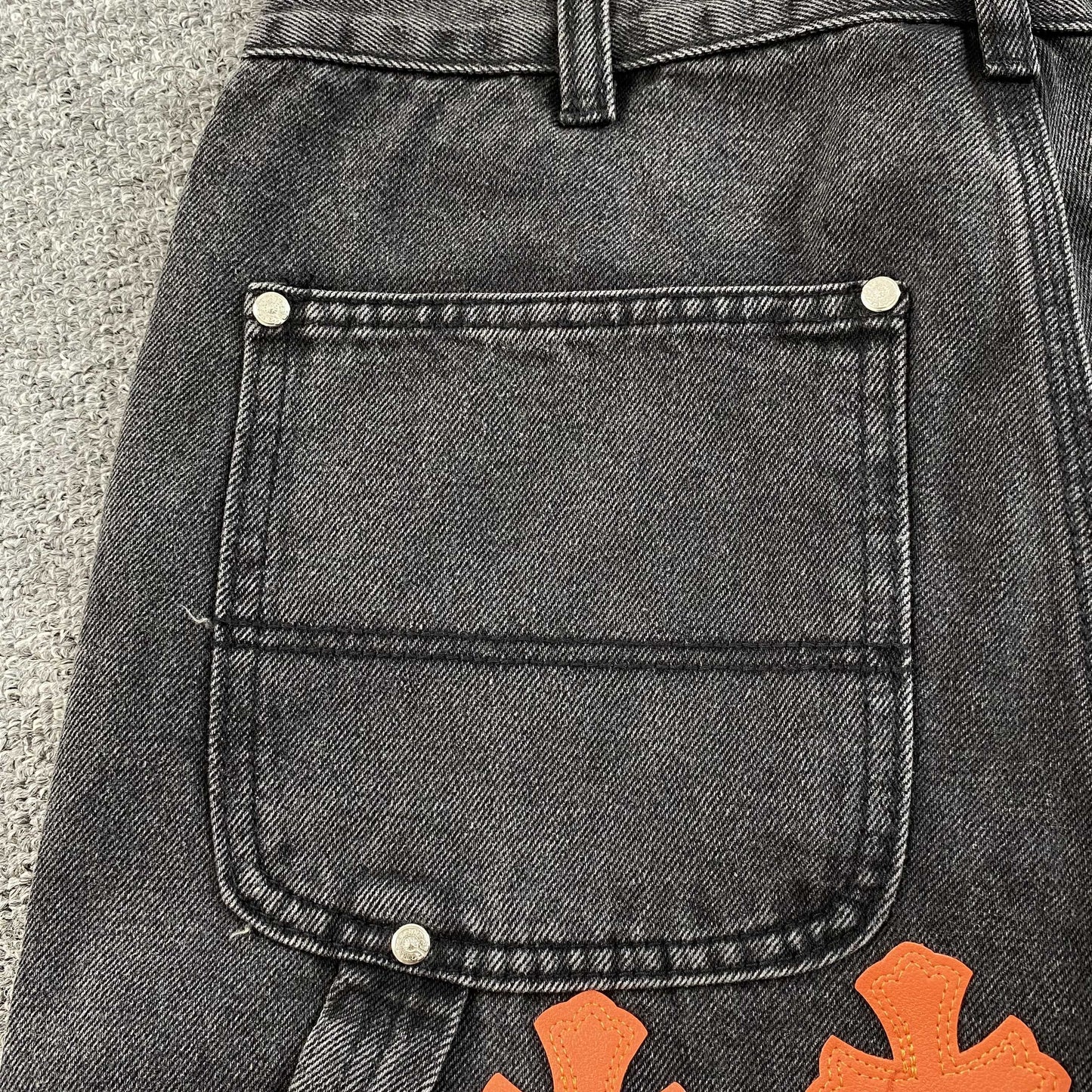 [New] Chrome Hearts Carpenter Double Knee Shorts (Black/Orange)