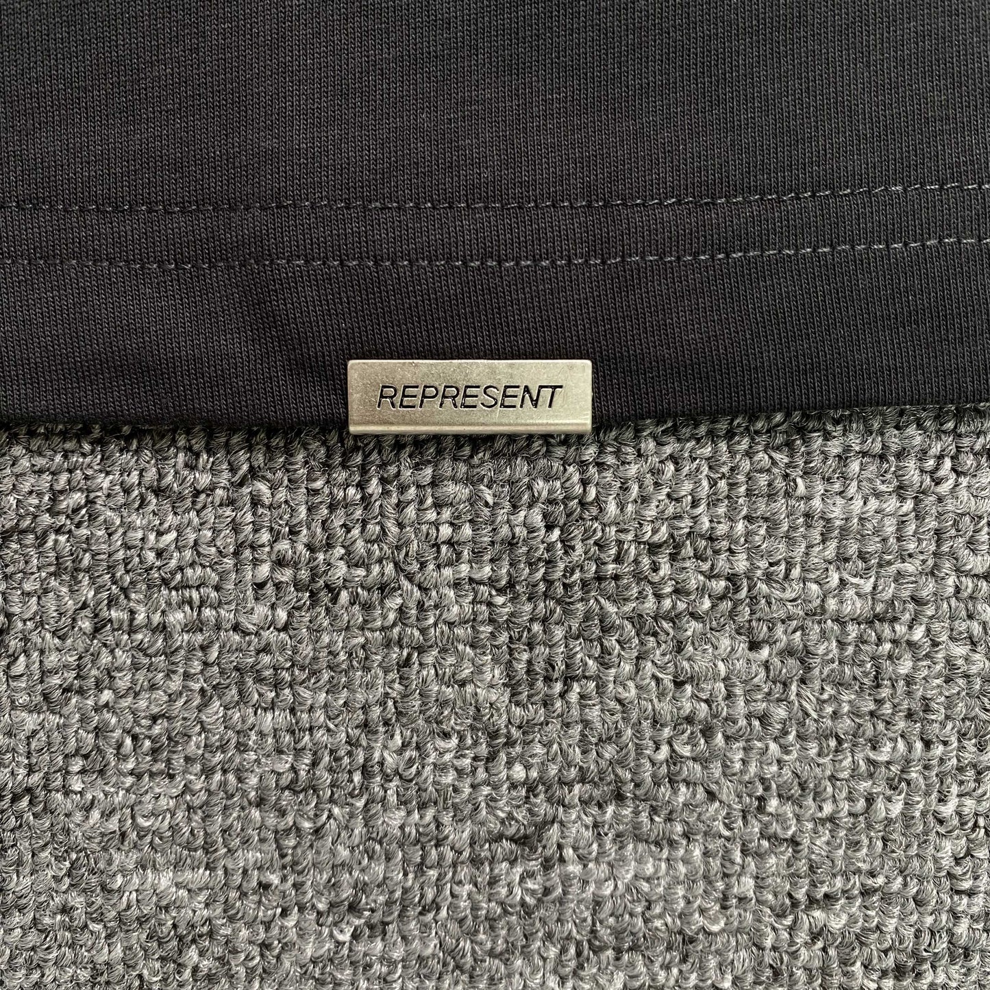 [New] Represent x Oasis Tee