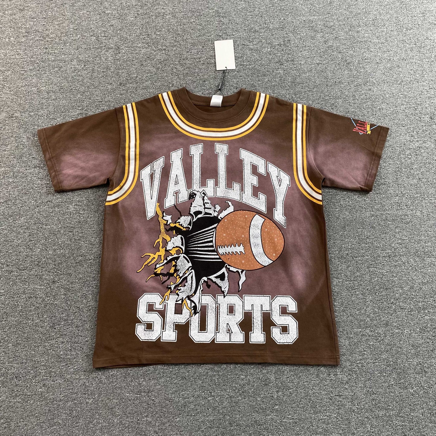 [New] Vale Dreams Valley USA 'Sports' Tee