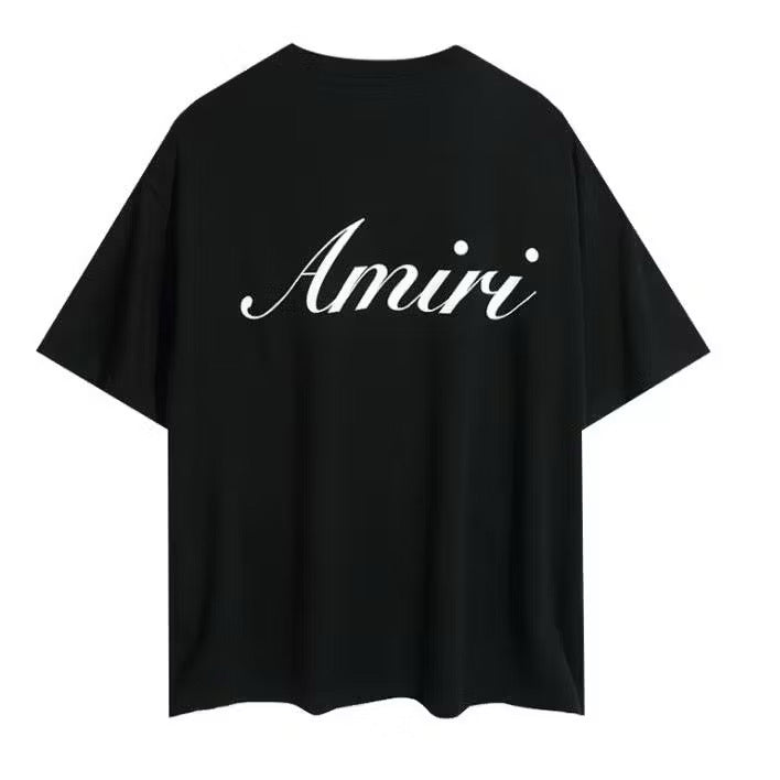[New] Amiri Script Logo Tee