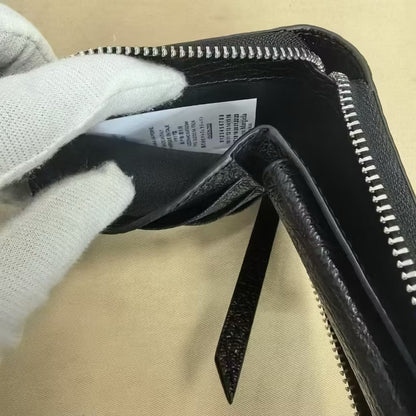Maison Margiela Four Stitch Zipper Wallet