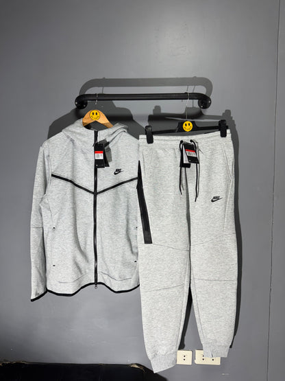 [New] Nike Tech Fleece Suit (Gray)