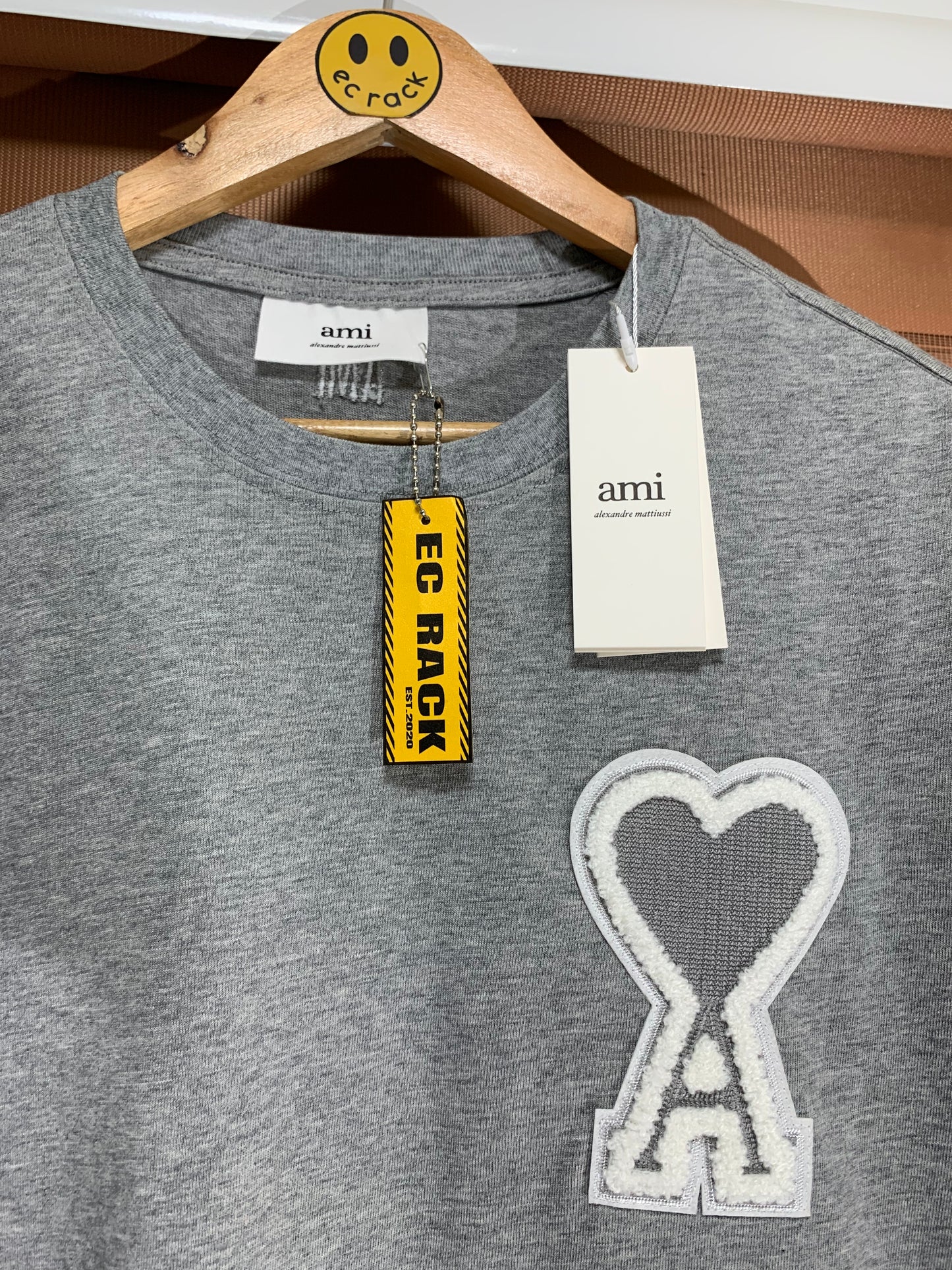 Ami Heart Logo Tee (Gray)