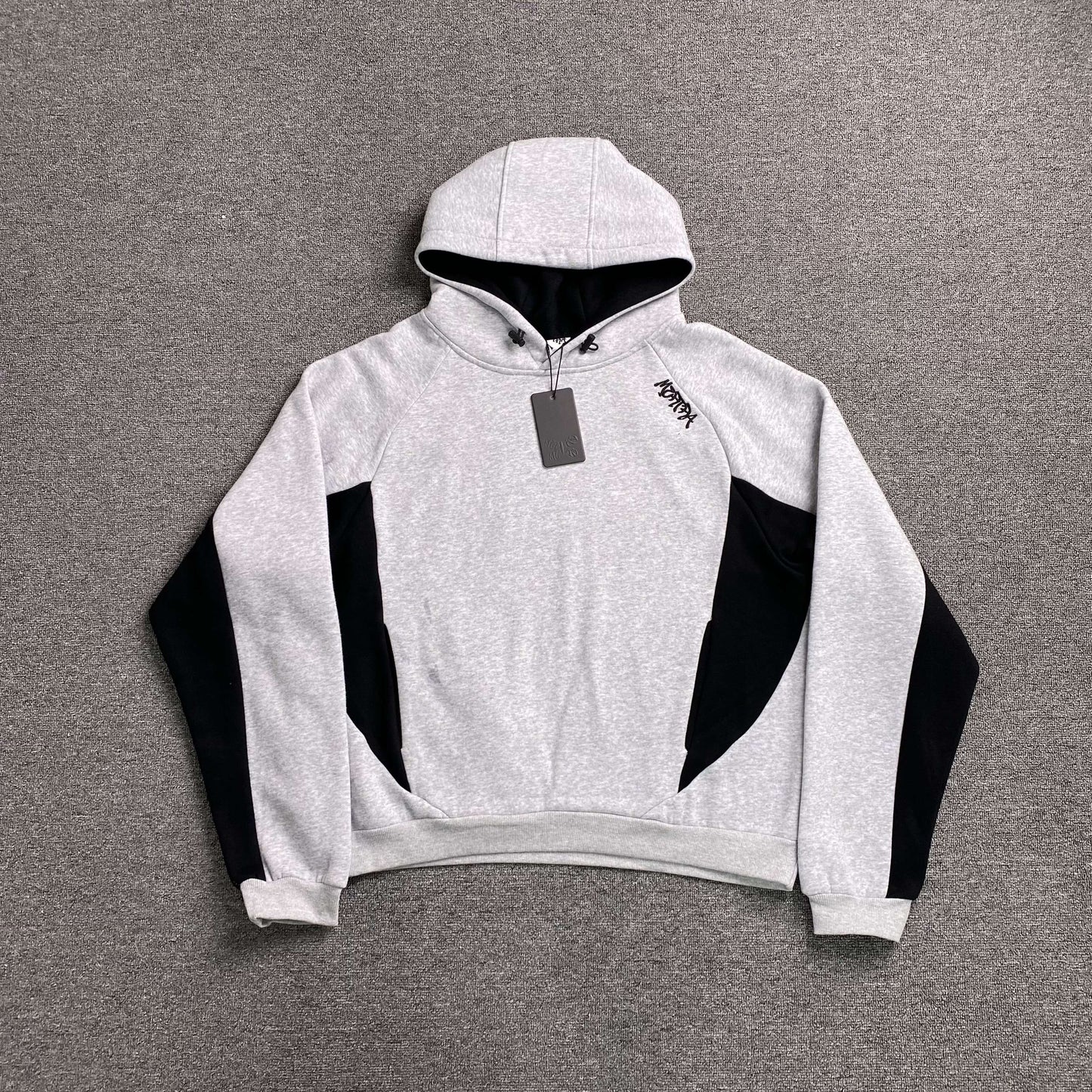 [New] Mertra Boxy Hoodie