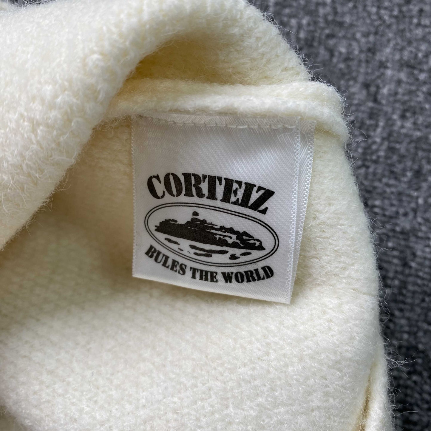 [New] Corteiz Allstarz Zip Up Knit Sweater