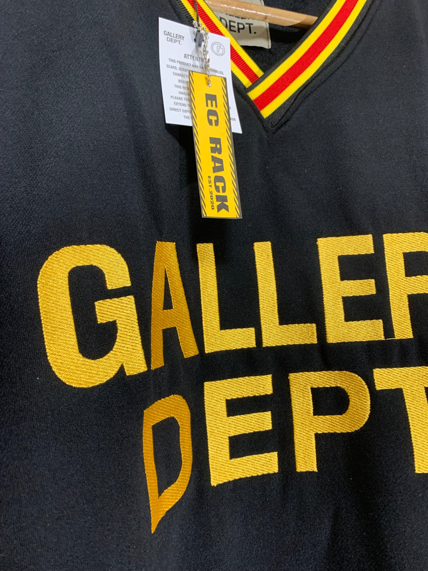 [New] Gallery Dept 'Psychology ED' Vneck Sweatshirt