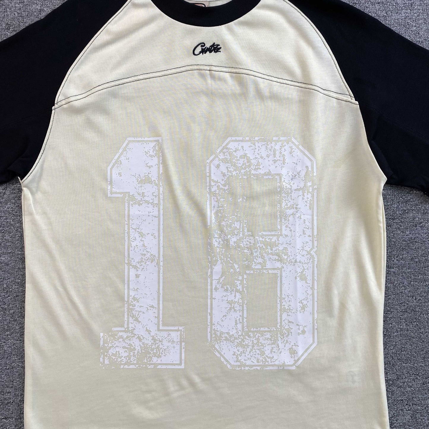 [New] Corteiz HMP Raglan '18' Tee