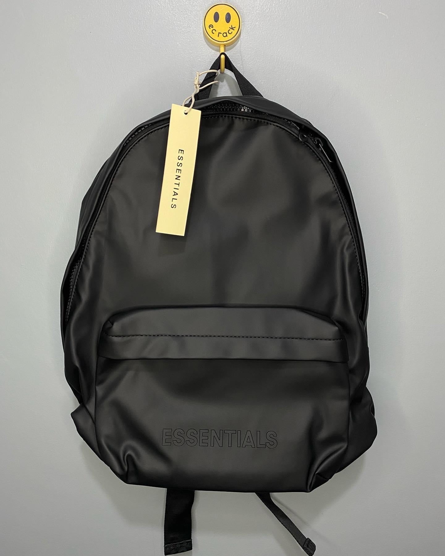 Essentials Leather Bagpack – EC RACK