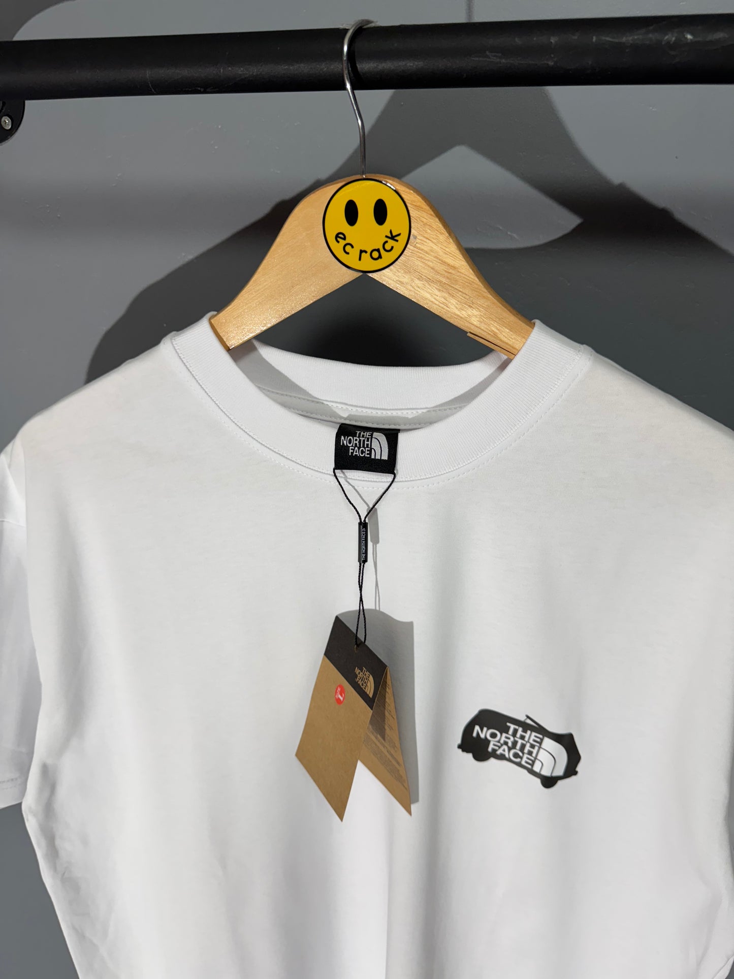 [New] The North Face ‘Camper’ Tee (White)