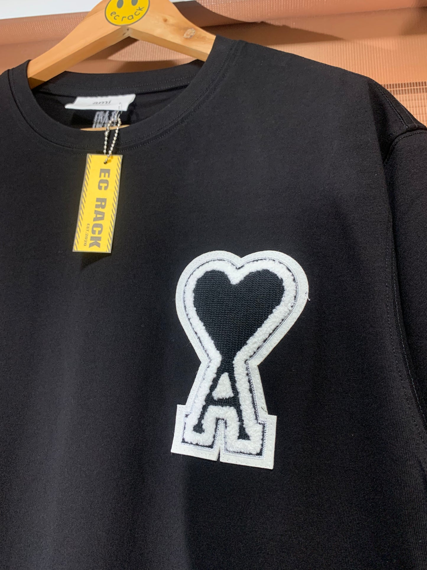 Ami Heart Logo Tee (Black/White)