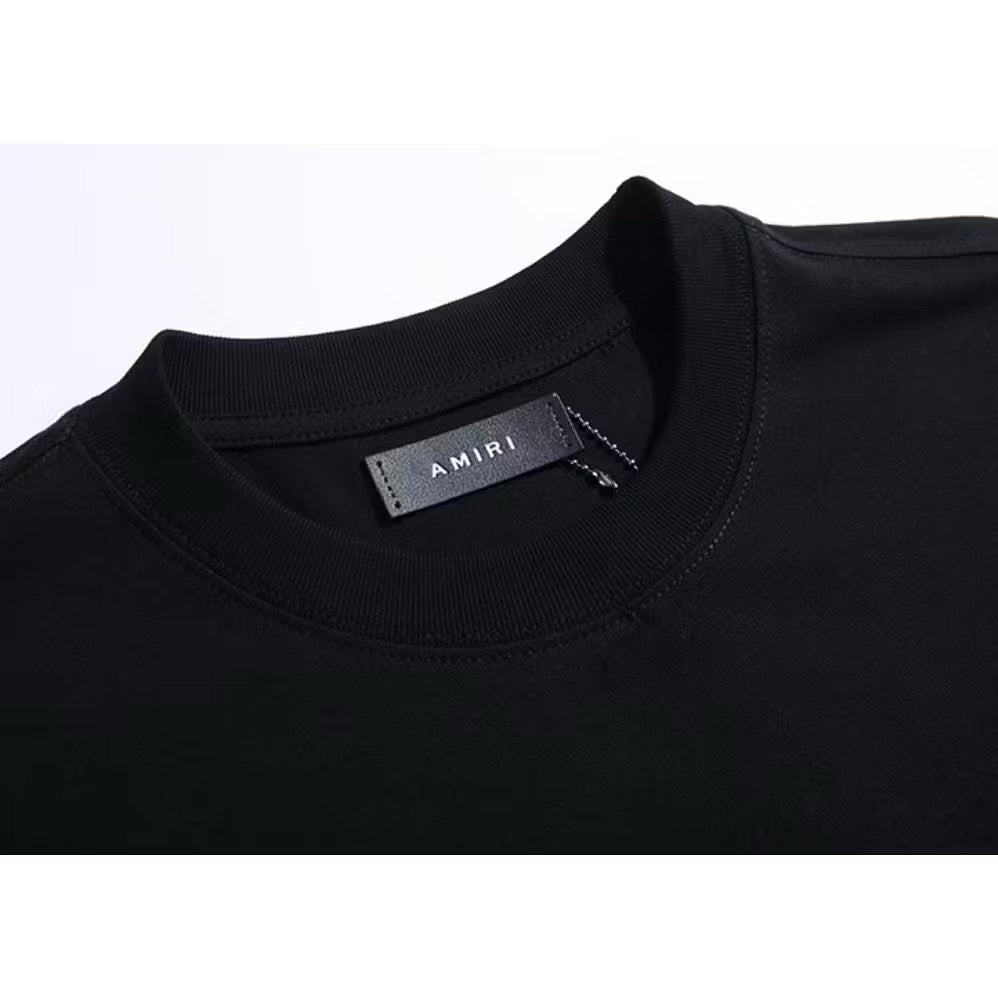 [New] Amiri Script Logo Tee