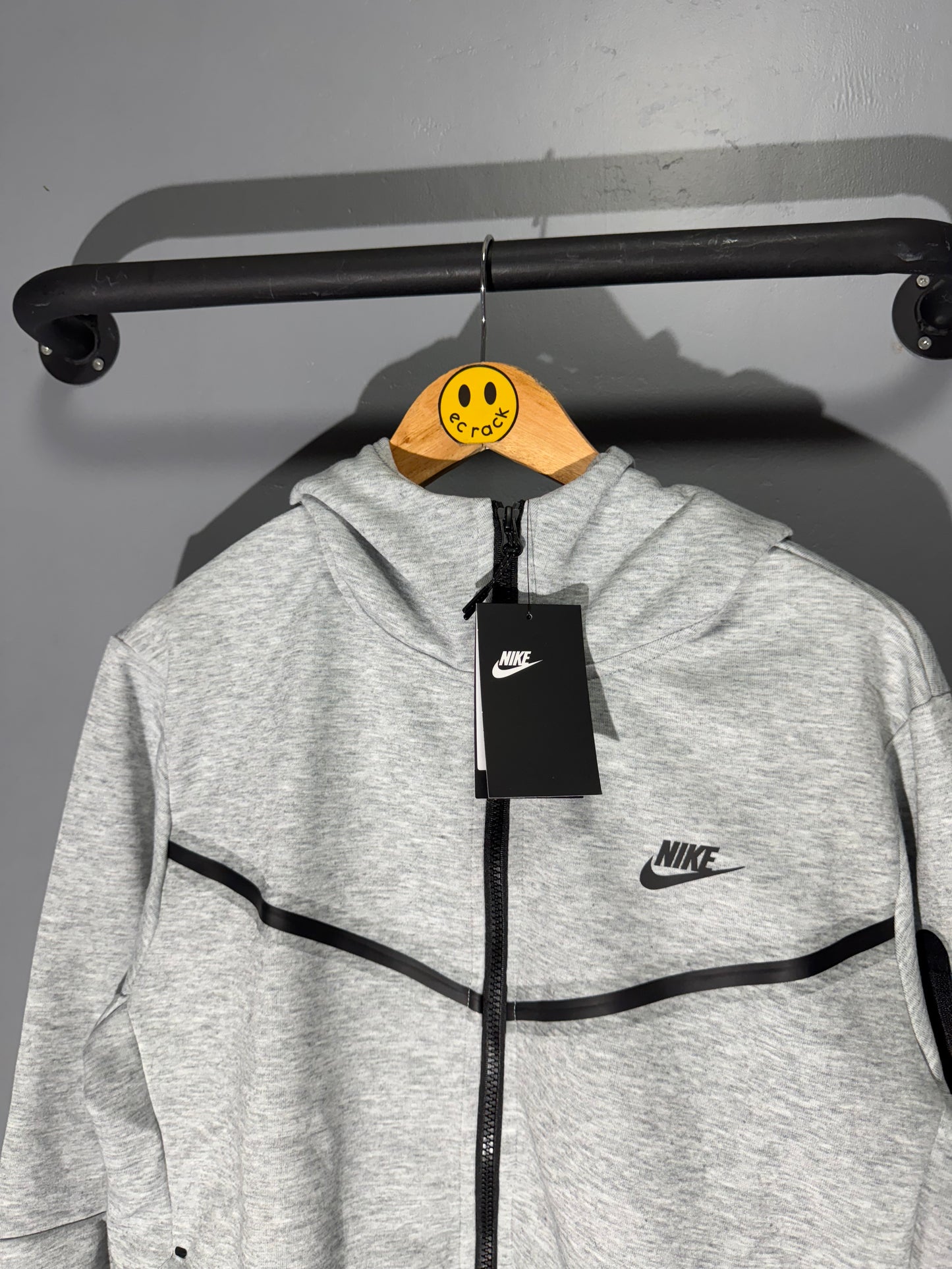 [New] Nike Techfleece Hoodie (Gray)