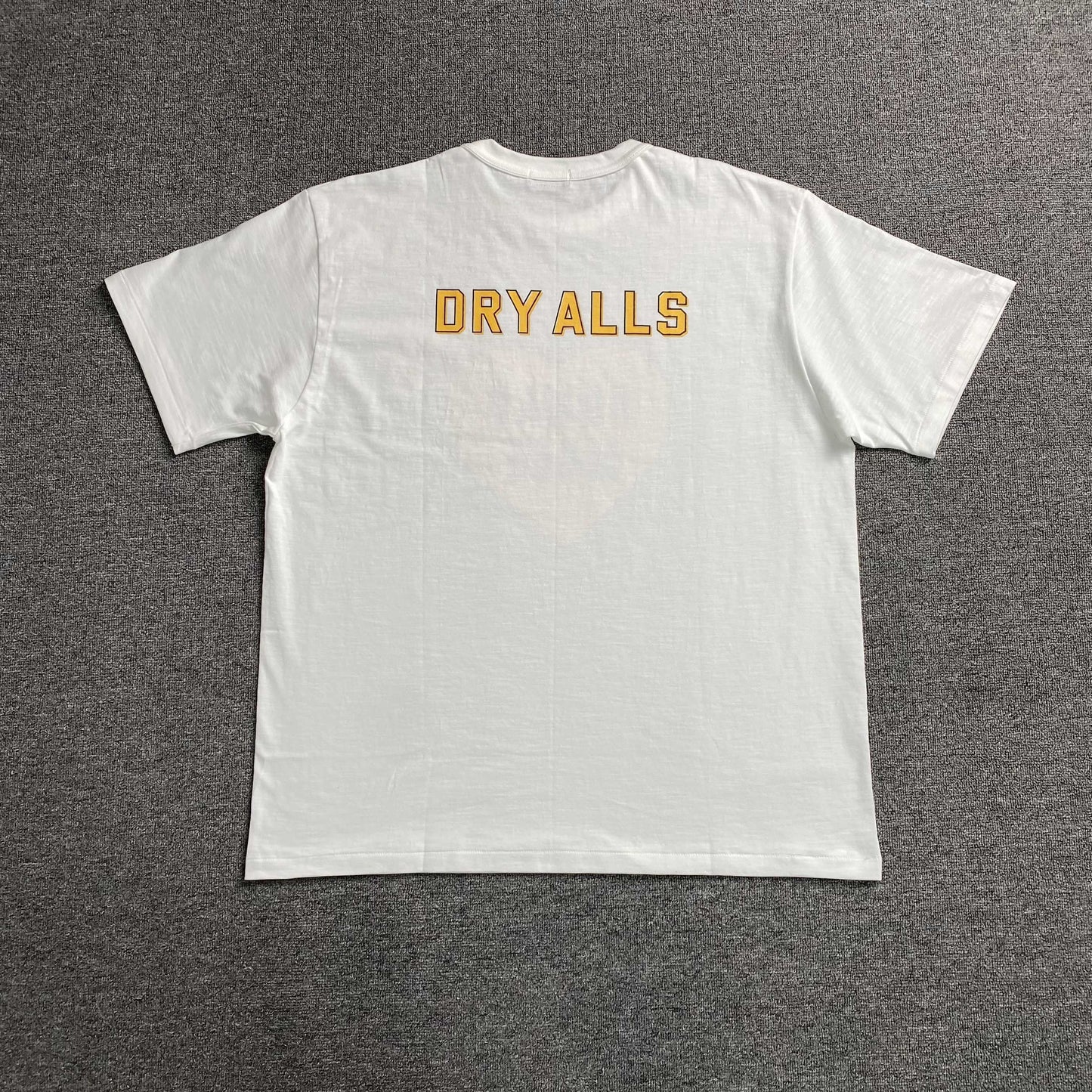 [New] Human Made Graphic Heart Tee