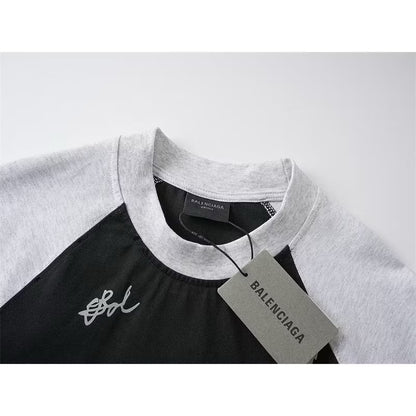 [New] Balenciaga Signatures Tee
