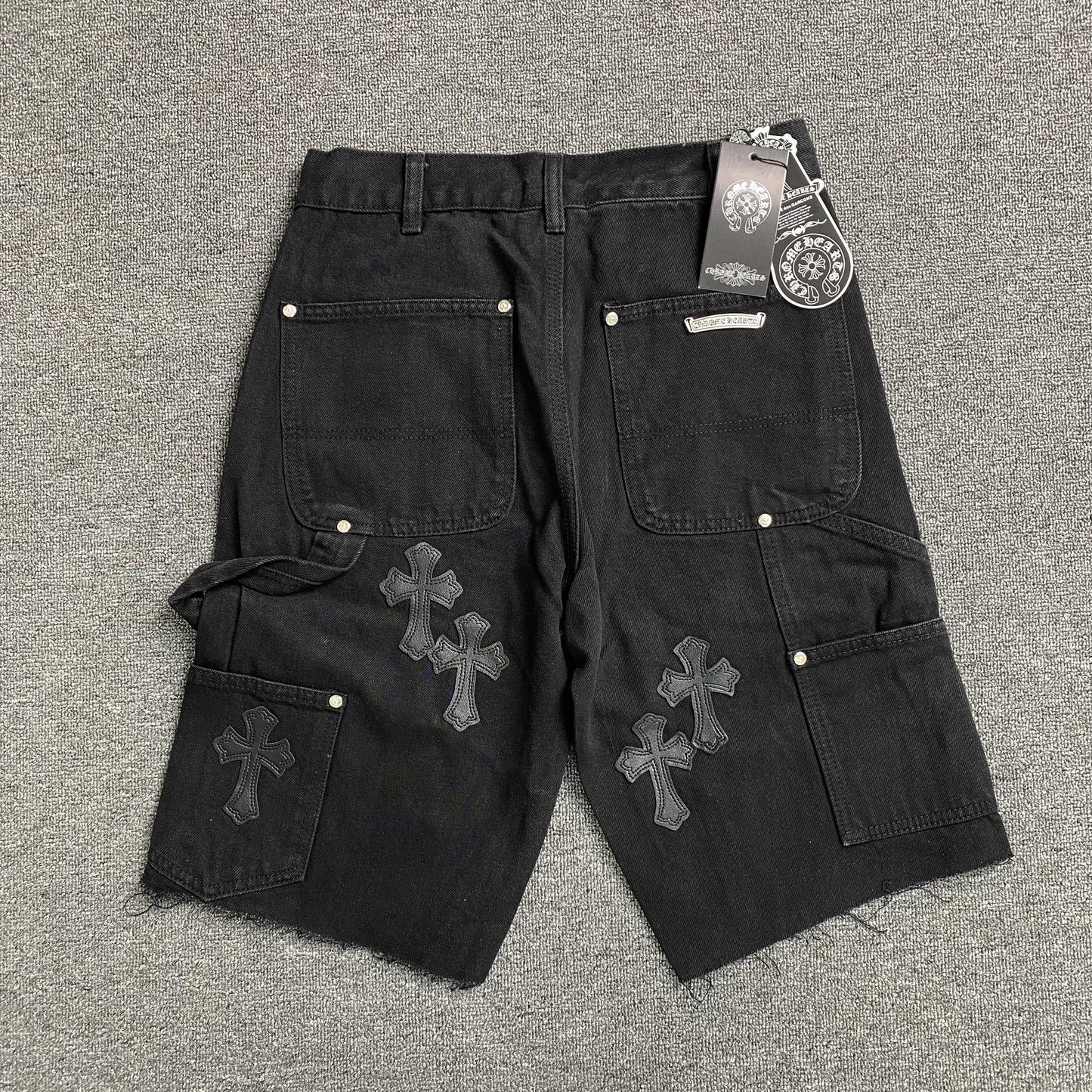 [New] Chrome Hearts Cross Carpenter Double Knee Shorts (All Black)