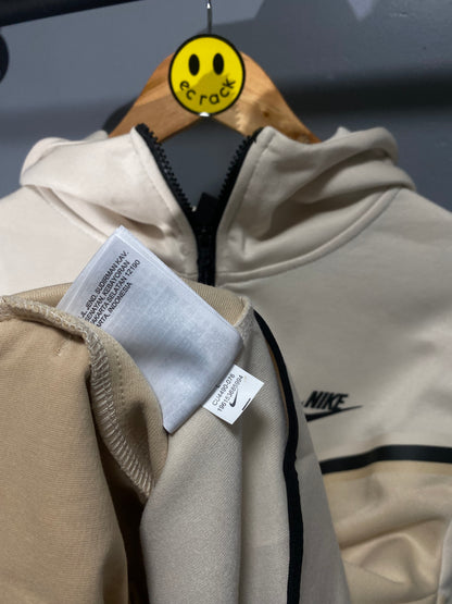 Nike Techfleece Hoodie (Cream/Beige)