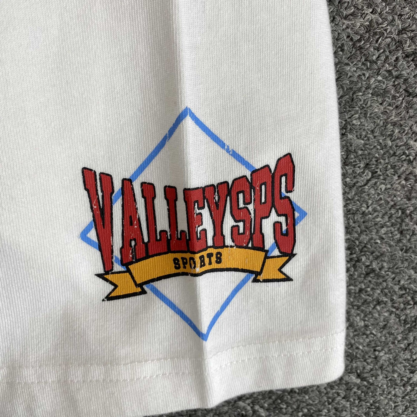 [New] Vale Dreams Valley USA 'Sports' Tee