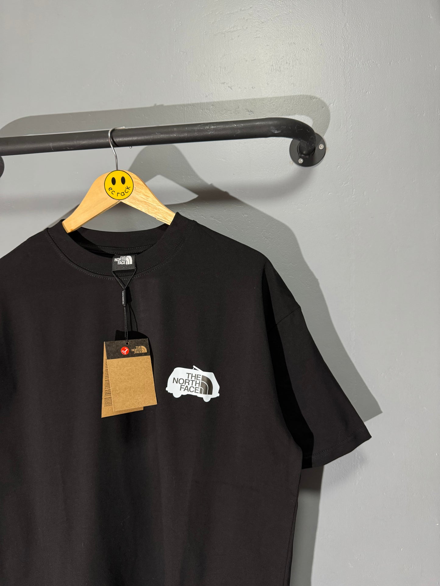 [New] The North Face ‘Camper’ Tee (Black)