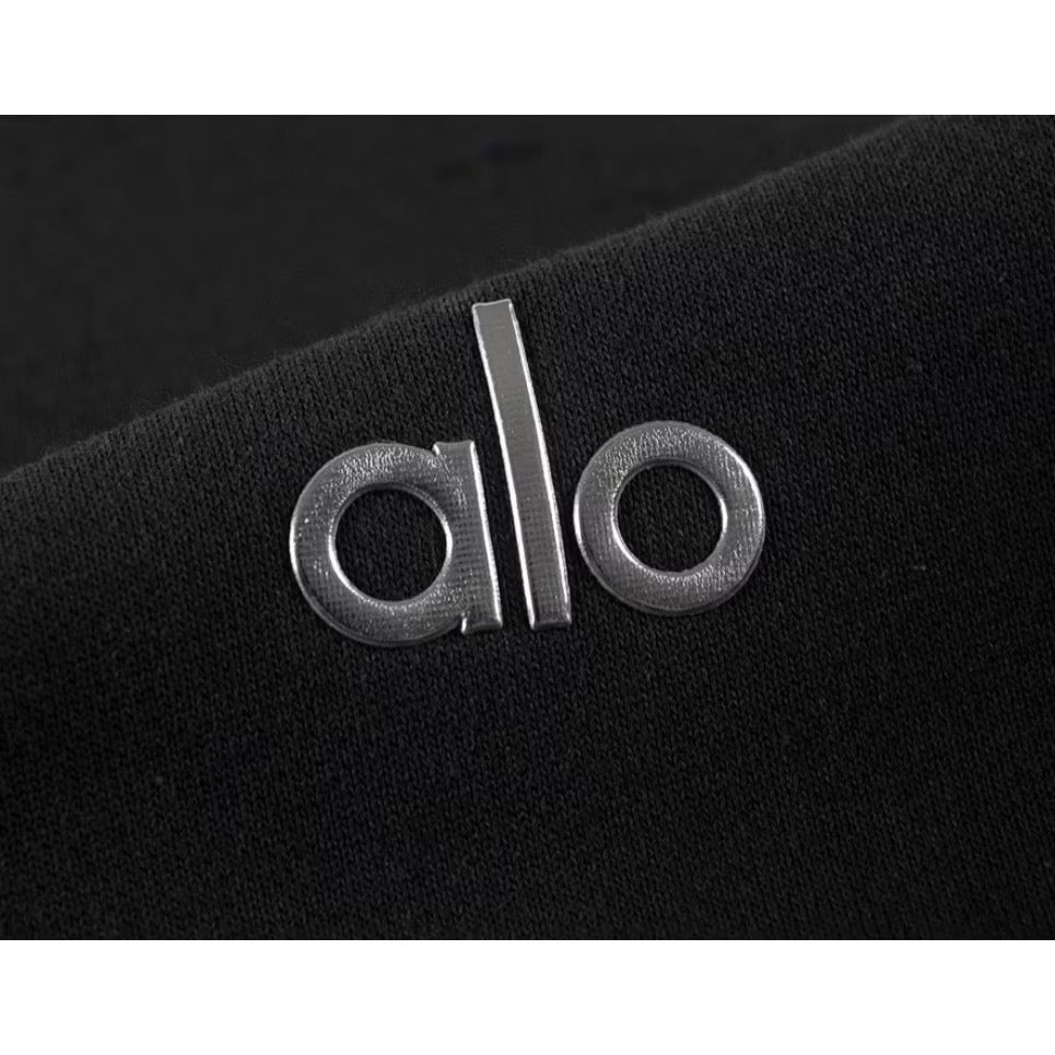 [New] Alo Mini Logo Sweatshirt