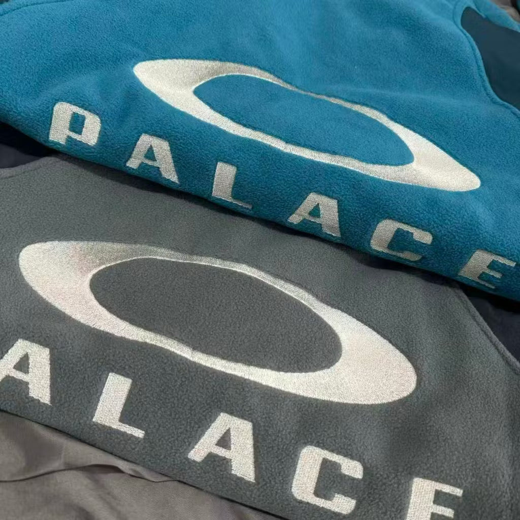 [New] Oakley x Palace Fleece Jacket