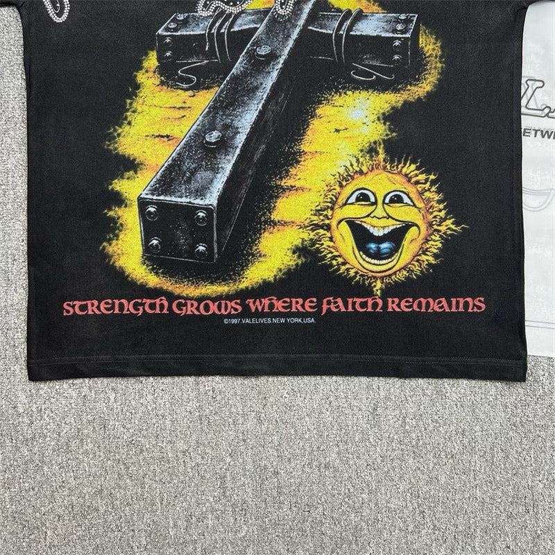 [New] Vale Forever 'Strength Grows' Graphic Tee